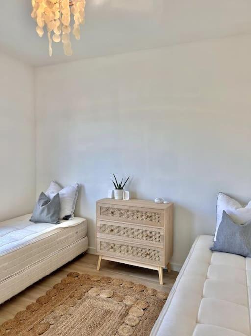 Tres Bel Appartement Vue Mer Six-Fours-les-Plages Eksteriør billede